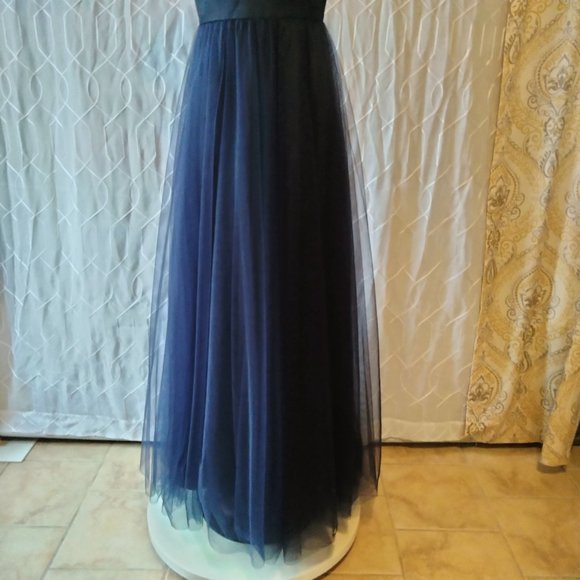 Mori Lee Gown formal tulle in blue navy . Size 4 - Picture 6 of 13